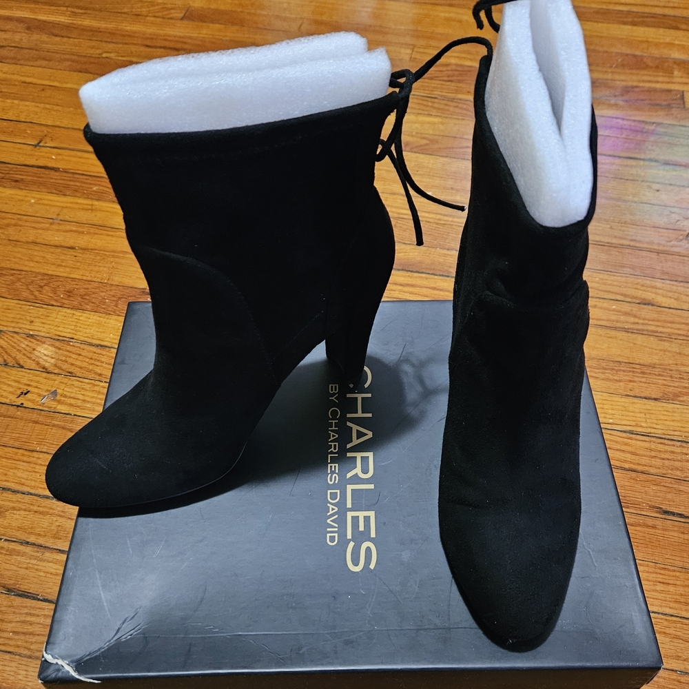 Charles David Elegant Black Heeled Boots